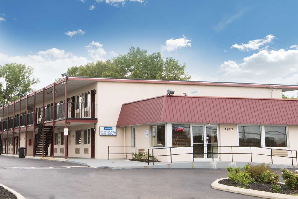 Grove City Travel Inn South Columbus Exterior photo